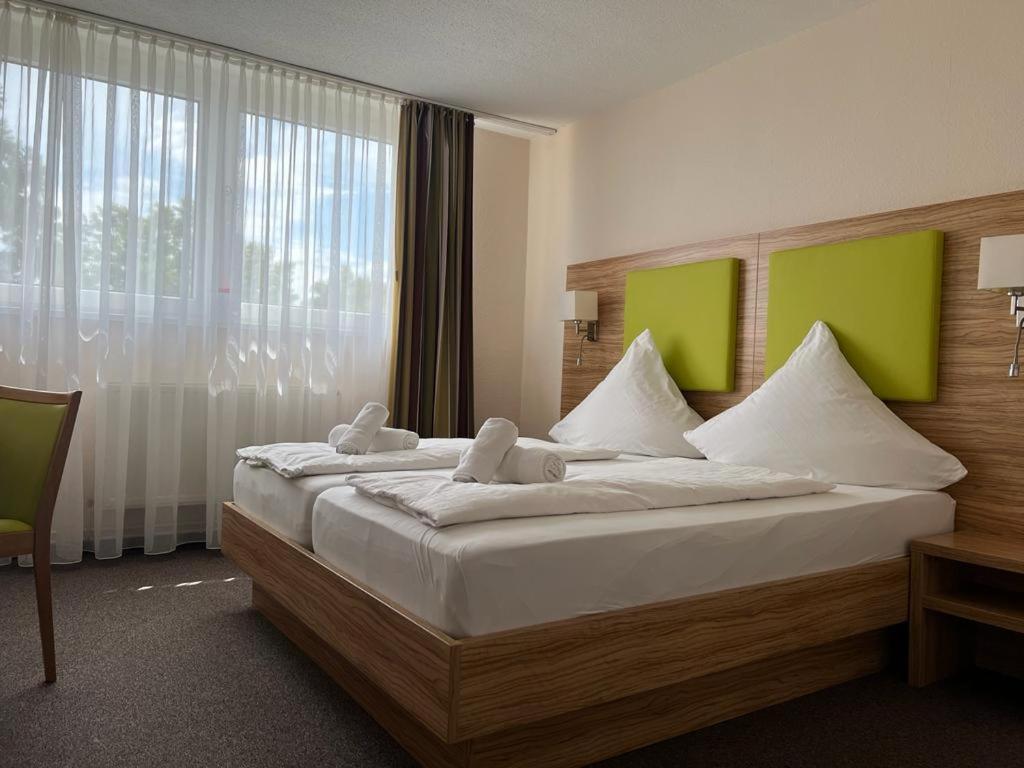 Hotel Ziegenkrug - พริทซ์วอล์ค ภายนอก รูปภาพ